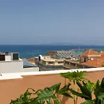 Bright, Serene Penthouse In Town Center W Seaview
