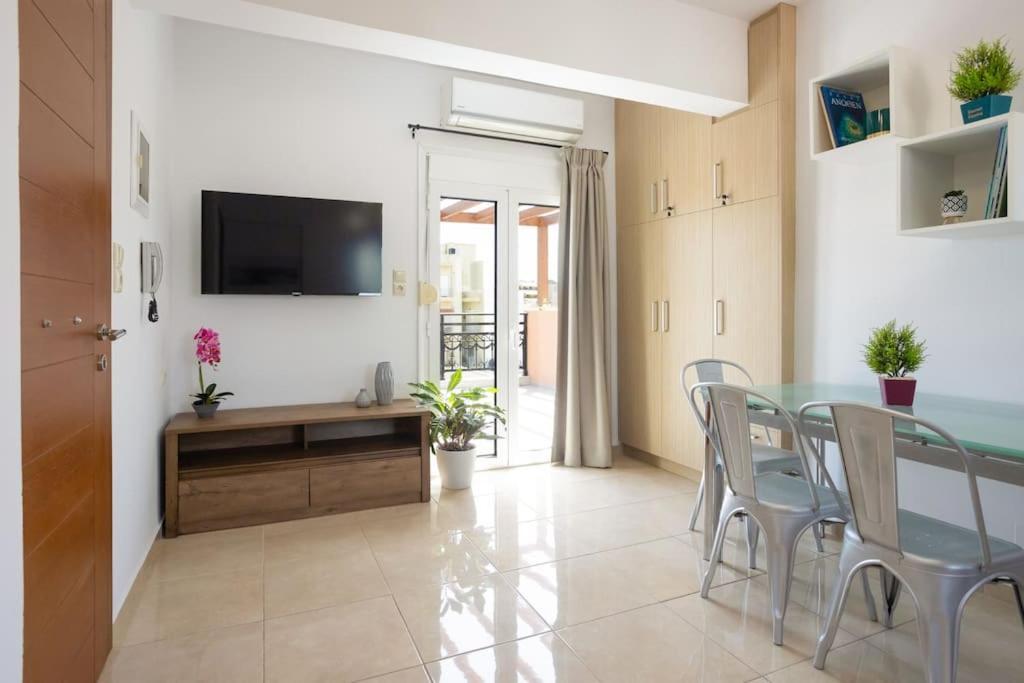Bright, Serene Penthouse In Town Center W Seaview Appartement
